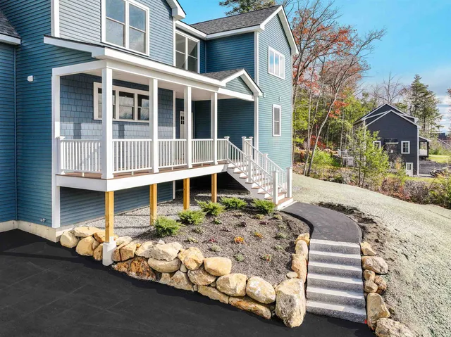 $1,300,000 | 55 Indian Rock Road, Bedford, NH 03110