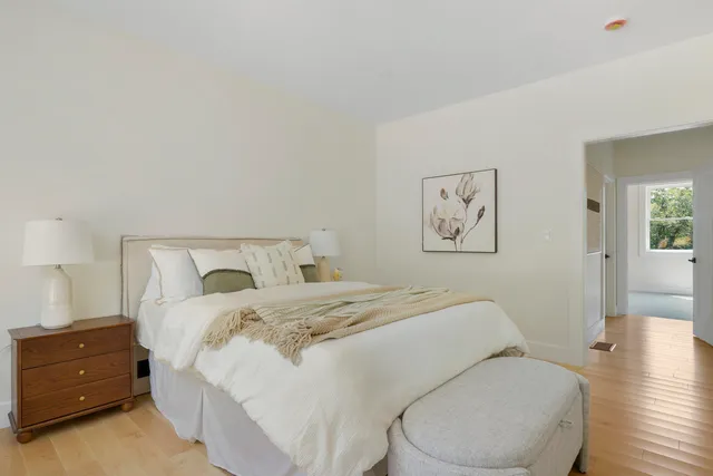 $1,300,000 | 55 Indian Rock Road, Bedford, NH 03110