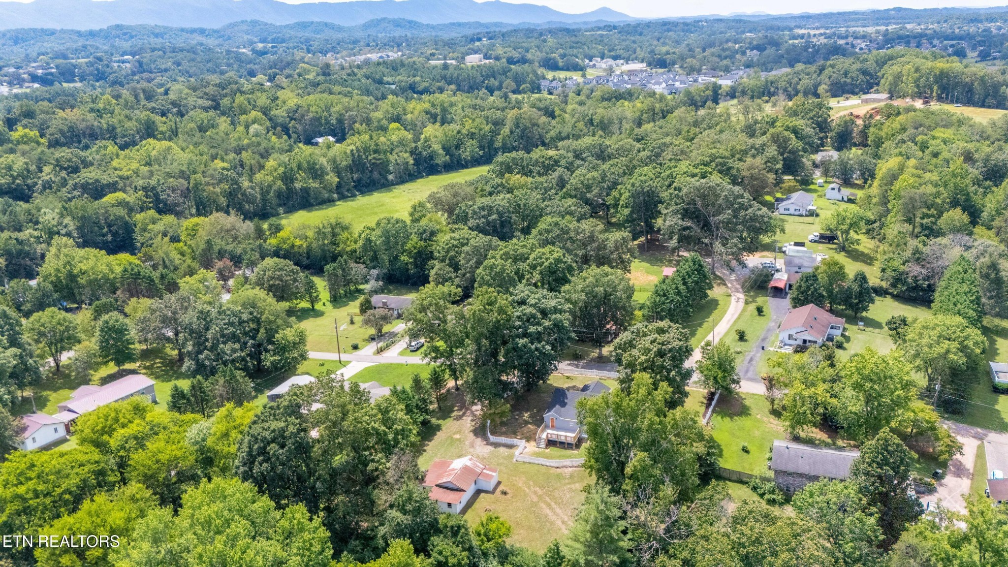 2516 Effler Road Maryville, TN 37803 - Photo 31 of 32 Gallery Image 31