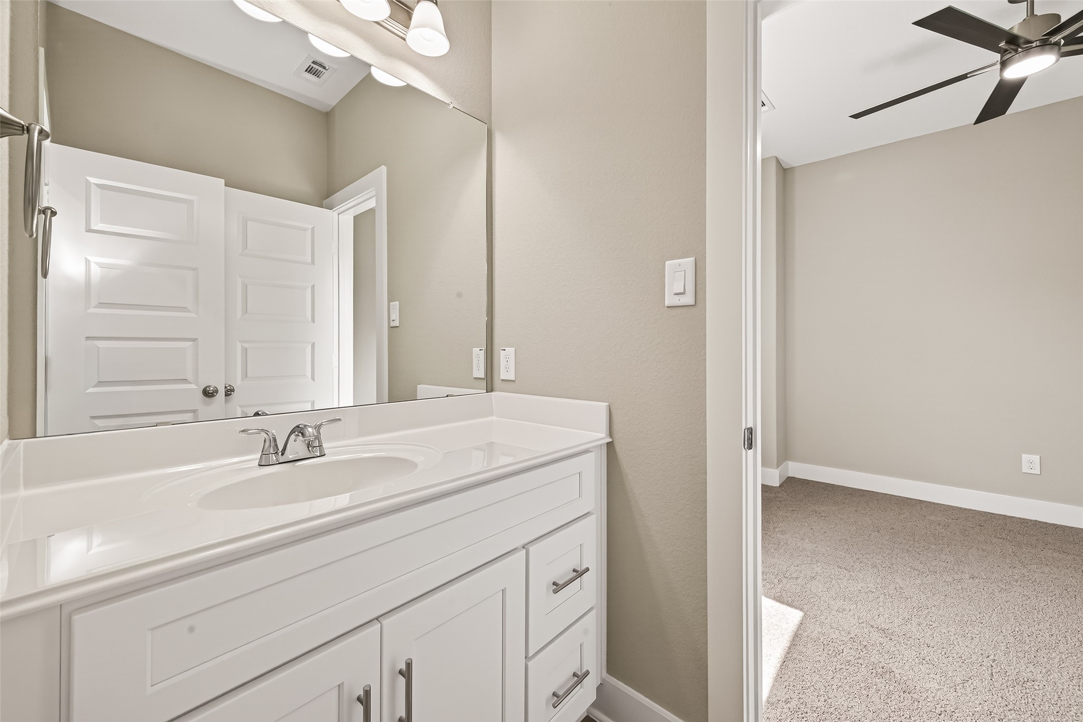 3514 Runnels Street, Unit B Houston, TX 77003 - Photo 31 of 39 This part of the Jack & Jill bath is the vanity for the third bedroom.