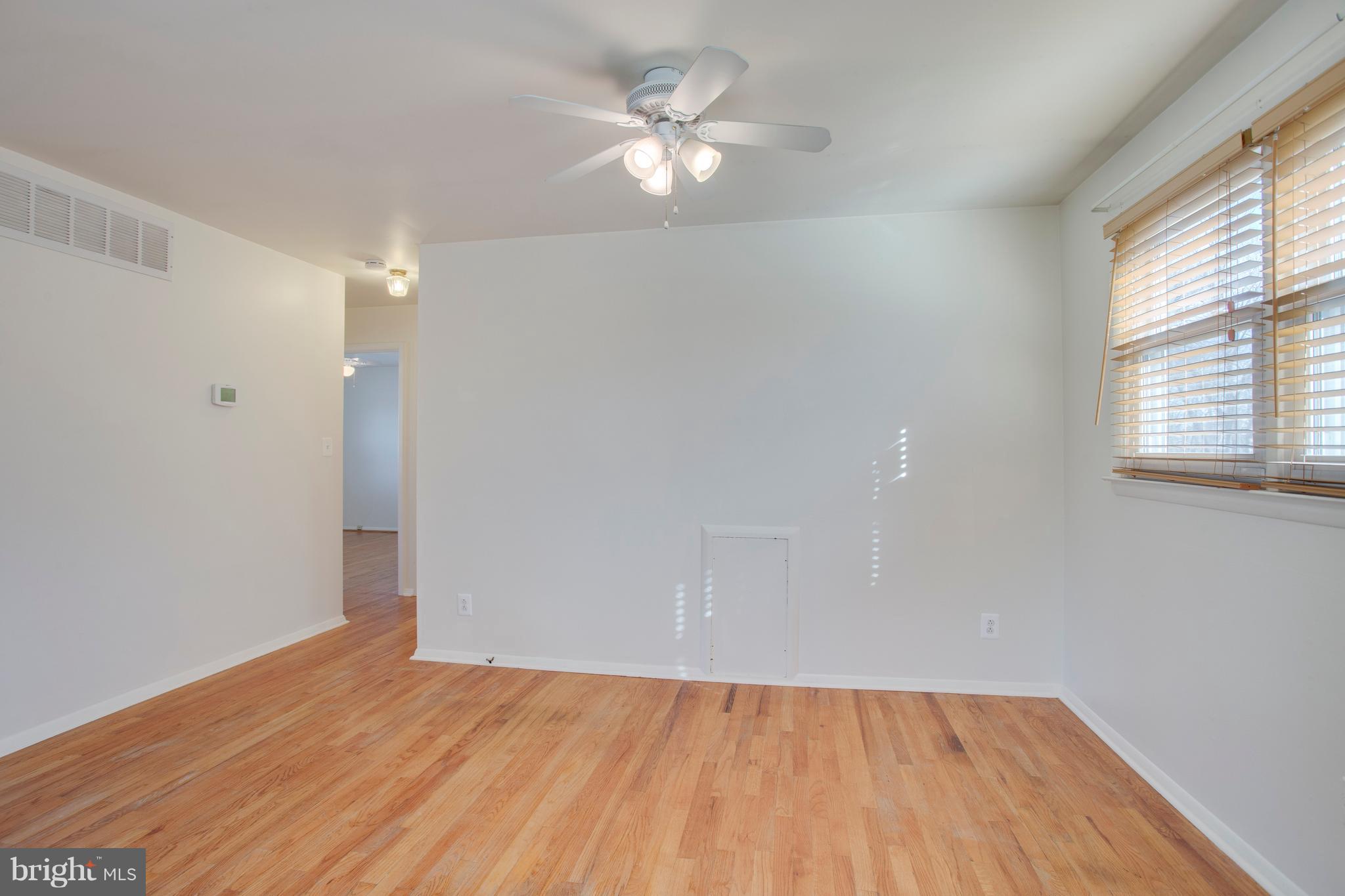 307 Highmeadow Road Reisterstown, MD 21136 - Photo 8 of 25 Dining room