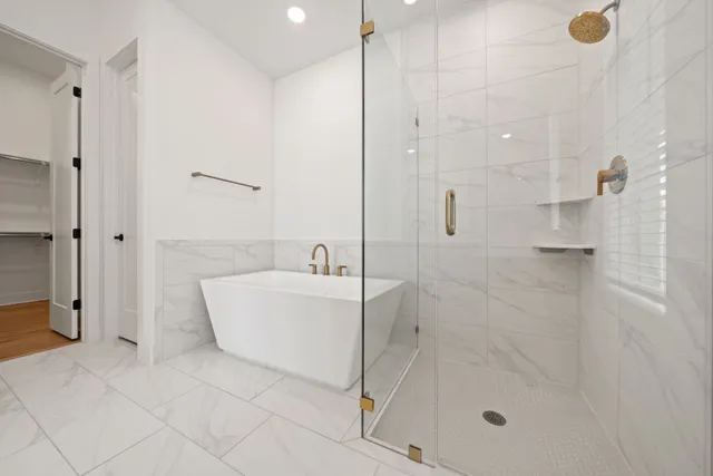 $490,000 | 475 Biscayne Bay Bend, Kyle, TX 78640