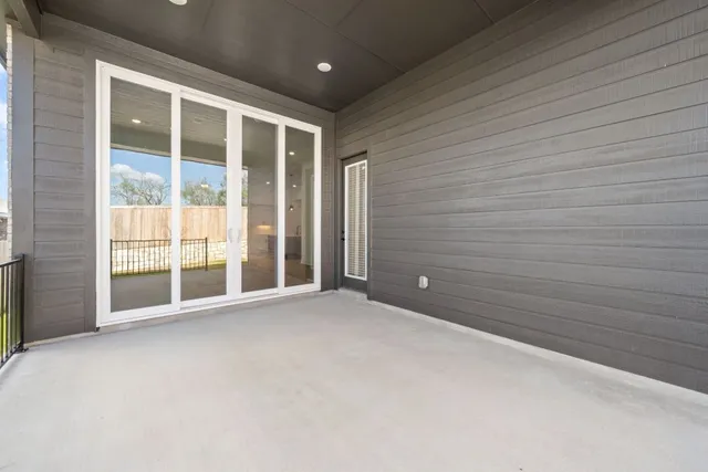 $490,000 | 475 Biscayne Bay Bend, Kyle, TX 78640