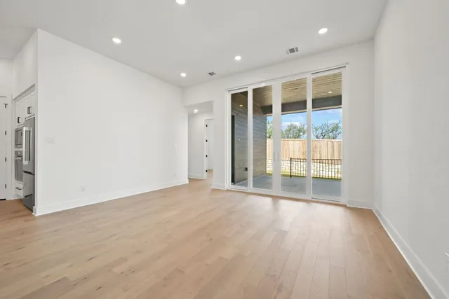 $490,000 | 475 Biscayne Bay Bend, Kyle, TX 78640