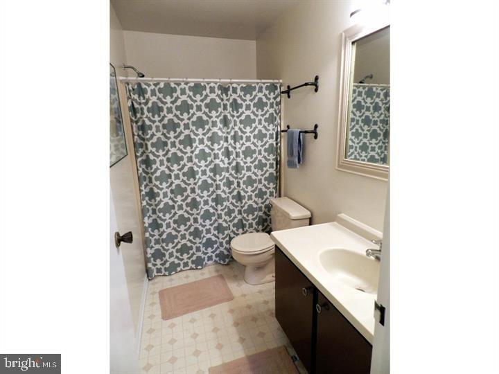 1103 Raintree Lane Malvern, PA 19355 - Photo 14 of 20 Gallery Image 14