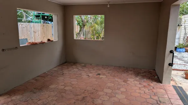 a view of a window in a room
