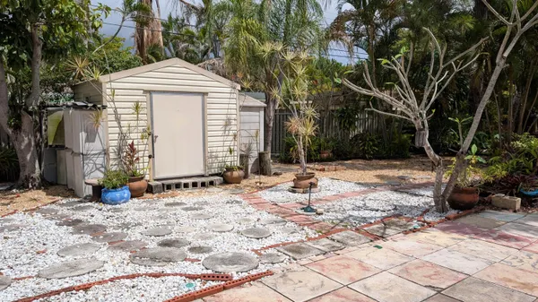 $425,000 | 2361 Southwest 15th Court, Fort Lauderdale, FL 33312