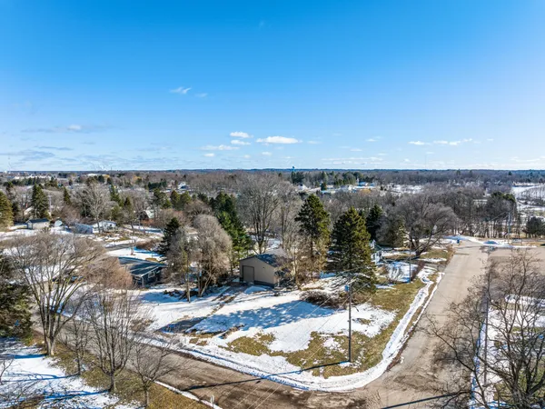 $199,900 | 439 9th Street, Manistee, MI 49660