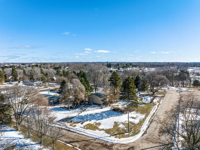 $199,900 | 439 9th Street, Manistee, MI 49660