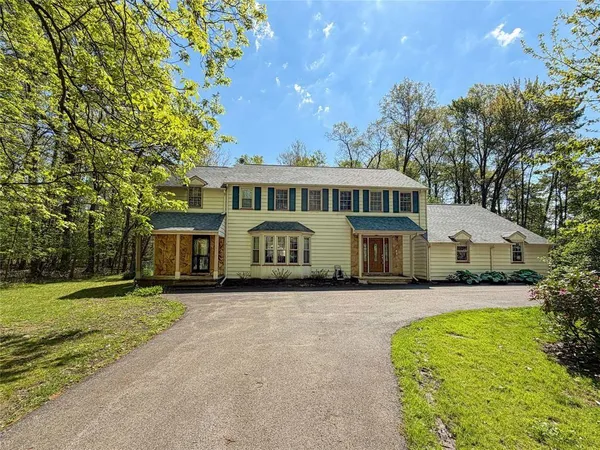 $360,000 | 438 Edgewood Drive, Meadville, PA 16335