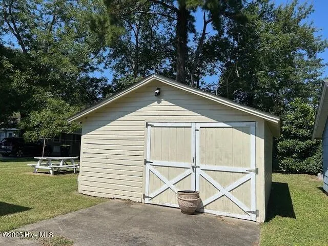 $189,000 | 202 Woodland Circle, Hertford, NC 27944