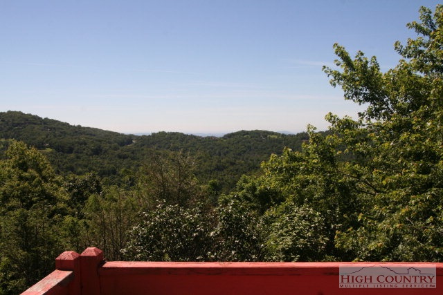 307 Scene-A-Rama Drive Boone, NC 28607 - Photo 5 of 14 Gallery Image 5