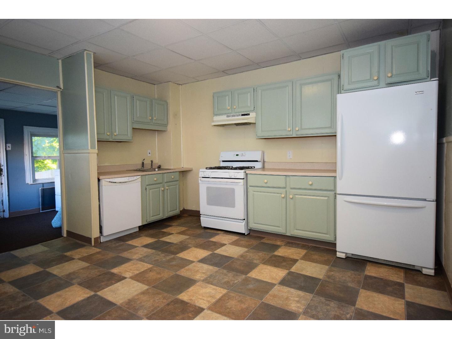 317 Crum Lynne Road Ridley Park, PA 19078 - Photo 7 of 22