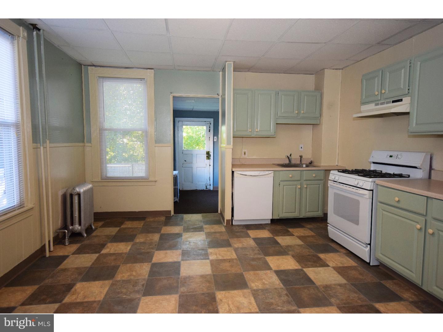317 Crum Lynne Road Ridley Park, PA 19078 - Photo 8 of 22
