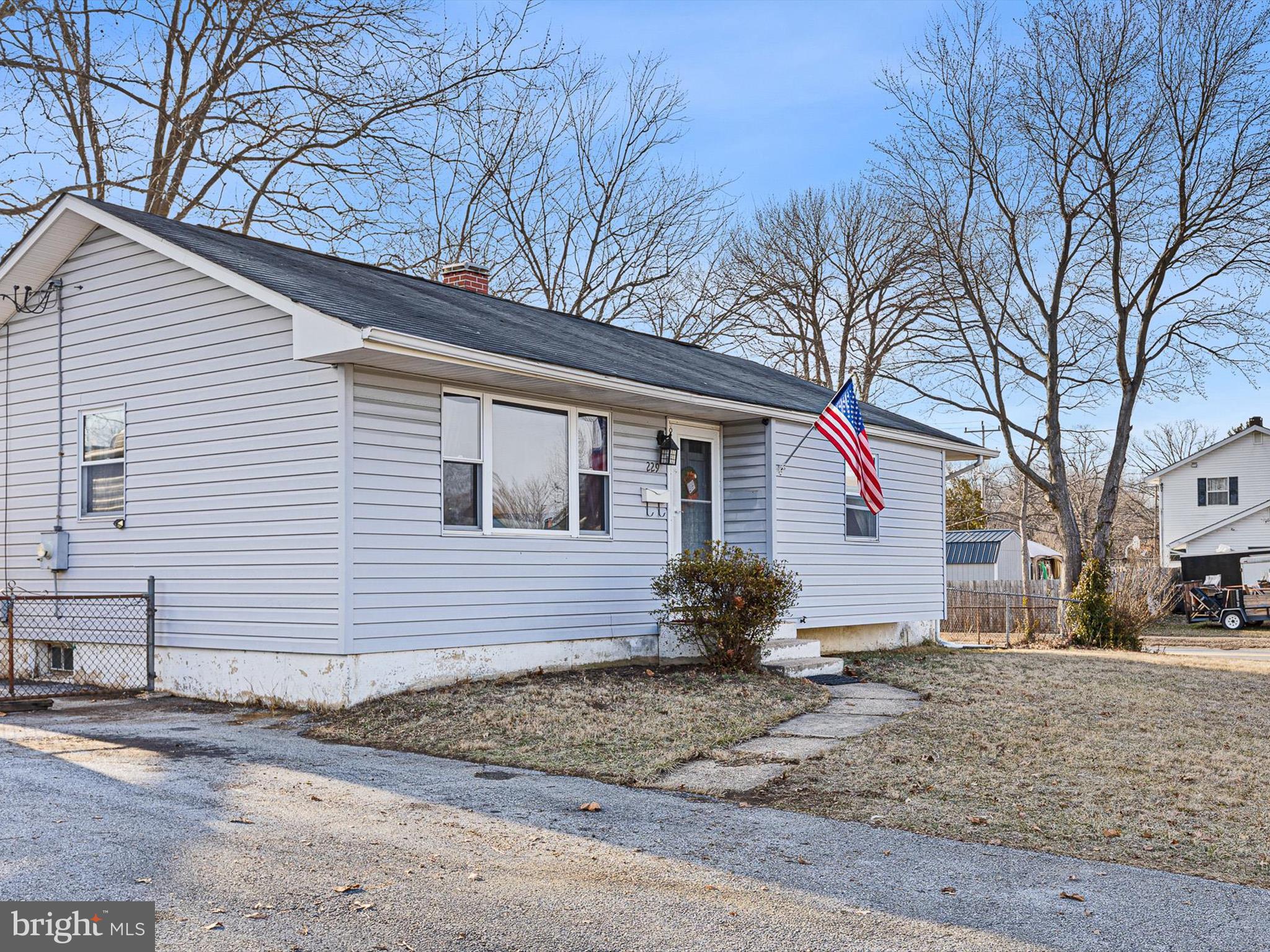 229 Elderfield Road Newark, DE 19713 - Photo 25 of 25 Front of House