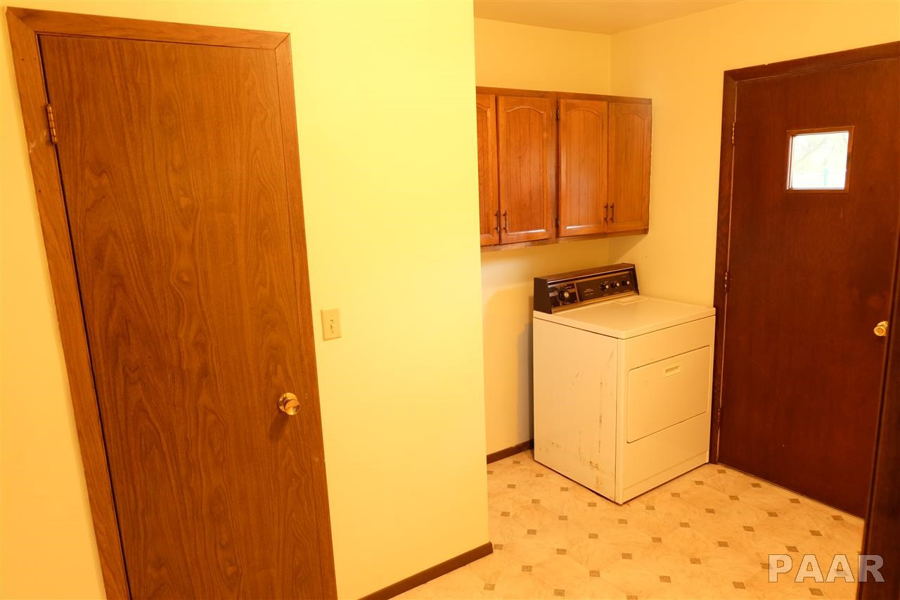 809 Prairie Lane Manito, IL 61546 - Photo 13 of 35 Gallery Image 13