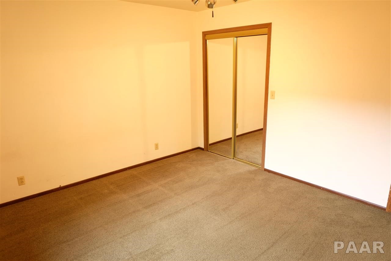 809 Prairie Lane Manito, IL 61546 - Photo 23 of 35 Gallery Image 23