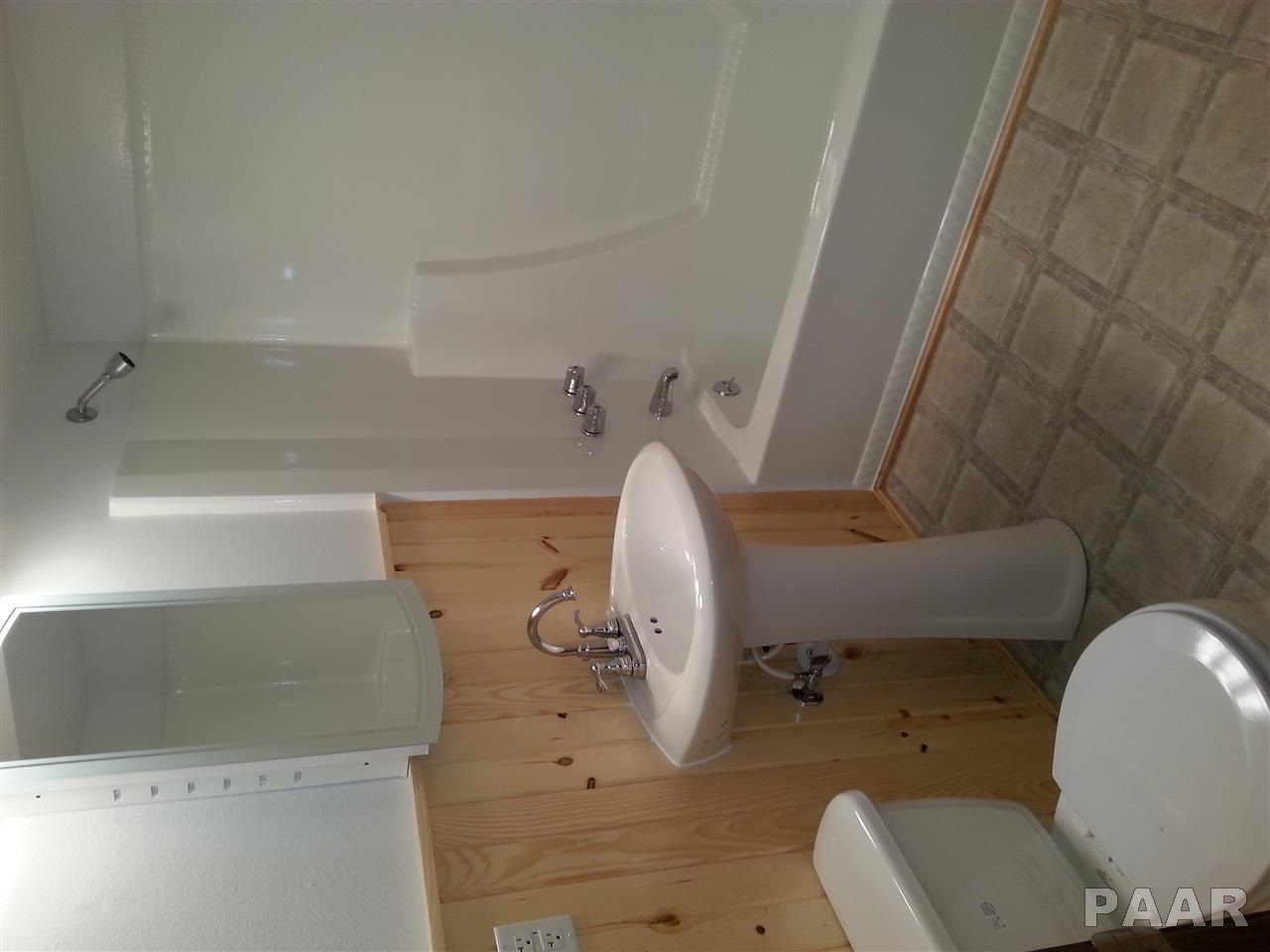 809 Prairie Lane Manito, IL 61546 - Photo 27 of 35 Gallery Image 27
