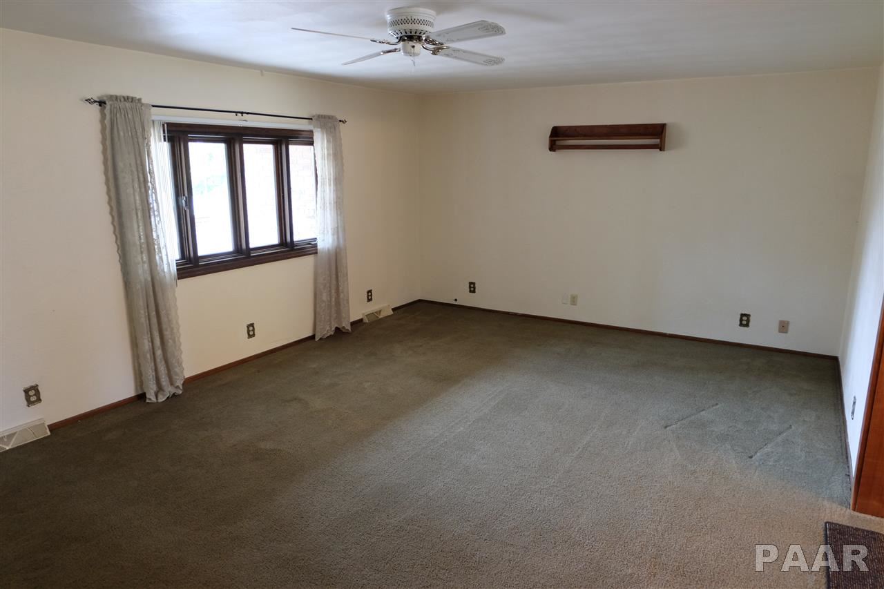 809 Prairie Lane Manito, IL 61546 - Photo 4 of 35 Gallery Image 4