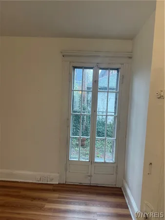 $1,800 | 37 Inwood Place, Buffalo, NY 14209