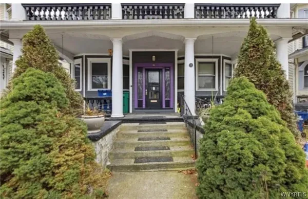 $1,800 | 37 Inwood Place, Buffalo, NY 14209