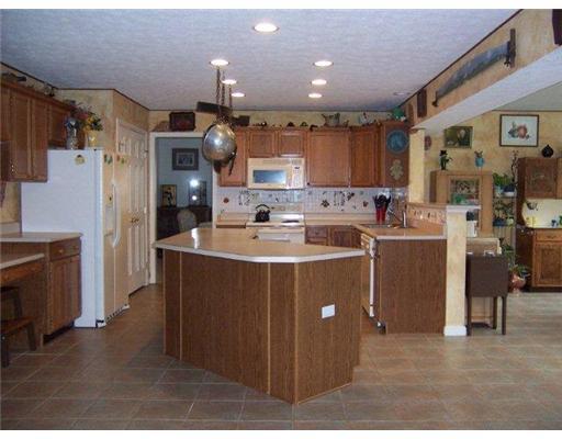 350 Buffalo Ridge Road Canonsburg, PA 15317 - Photo 5 of 18 Kitchen.