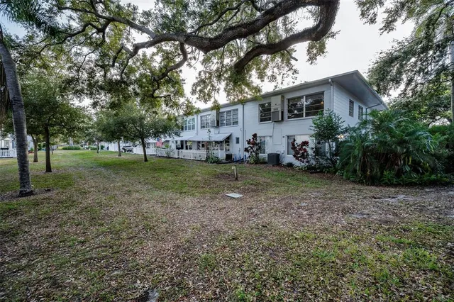 $117,000 | 4151 55th Way North, Unit 1058, Kenneth City, FL 33709