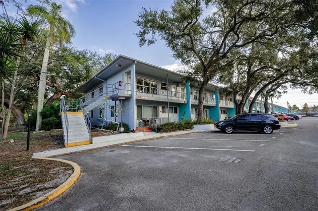 $117,000 | 4151 55th Way North, Unit 1058, Kenneth City, FL 33709