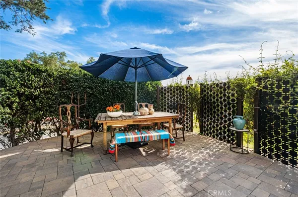 a view of outdoor space yard and patio