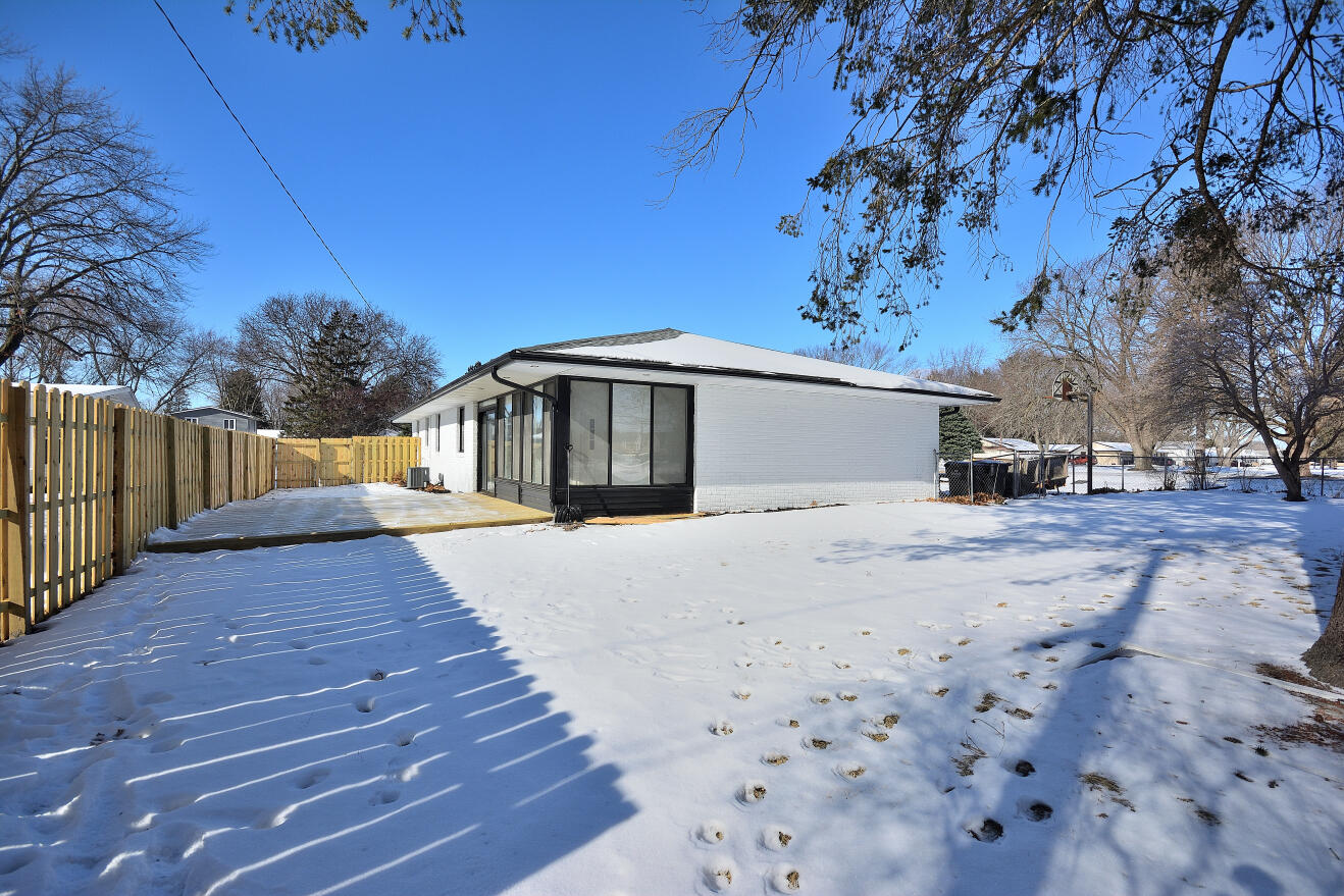 2106 Murphy Woods Road Beloit, WI 53511 - Photo 44 of 44 YARD