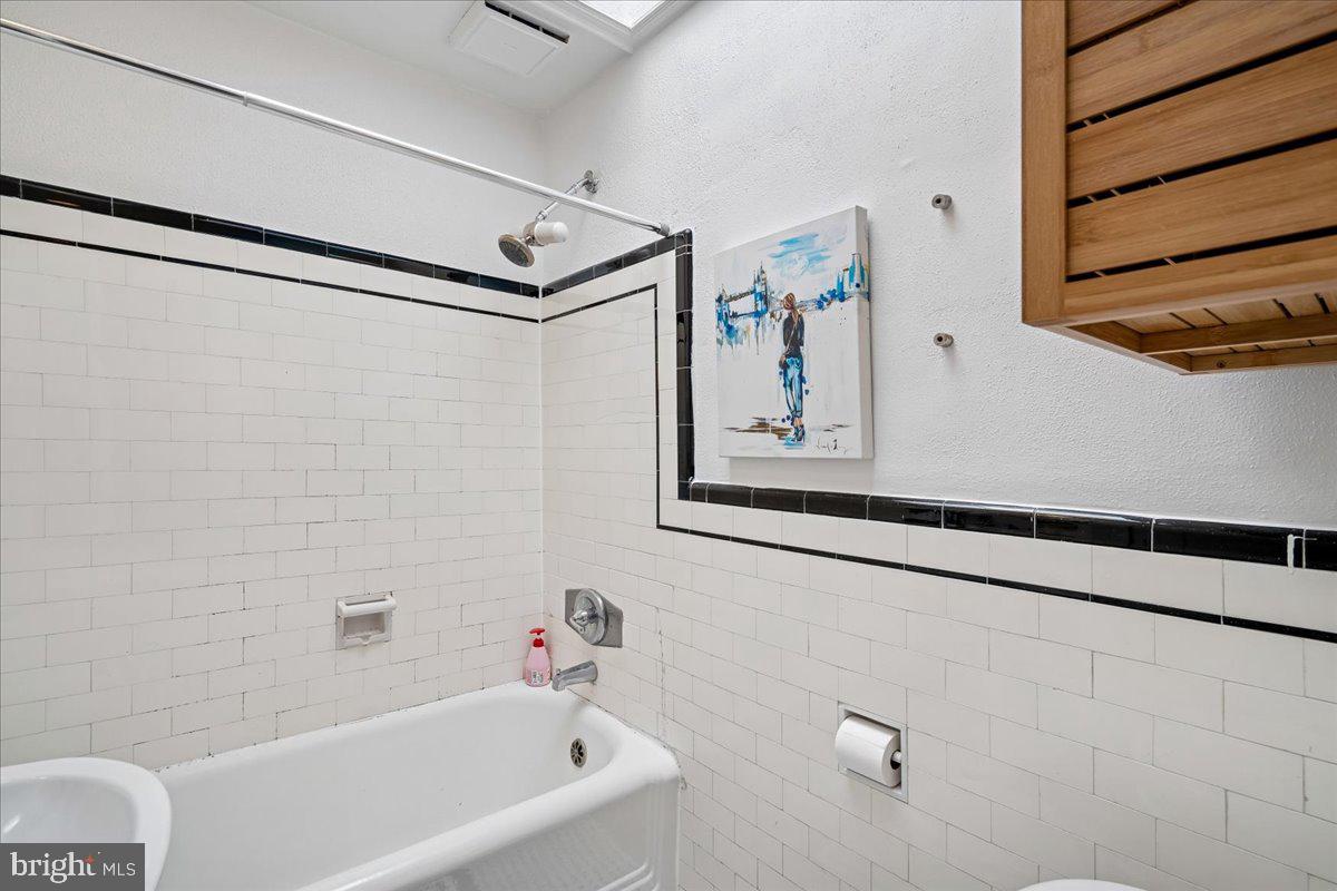 3627 Ingomar Place Northwest Washington, DC 20015 - Photo 21 of 35