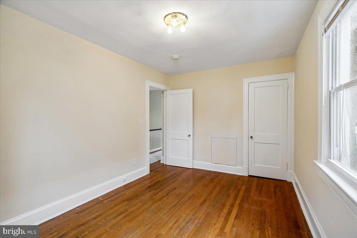 3627 Ingomar Place Northwest Washington, DC 20015 - Photo 24 of 35
