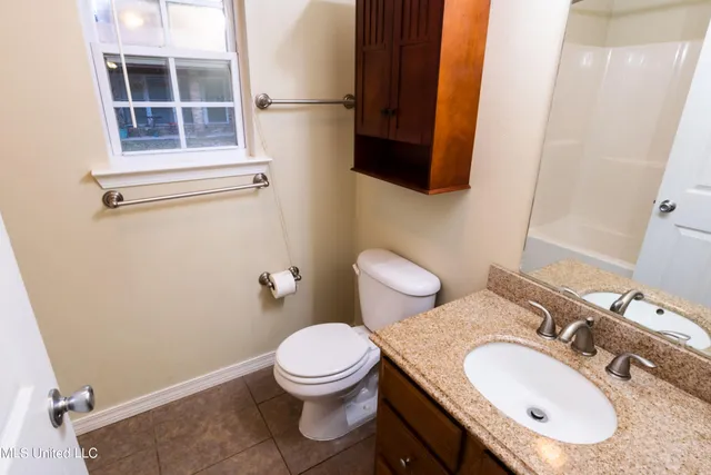 $1,350 | 21144 Pineville Road, Unit B, Long Beach, MS 39560