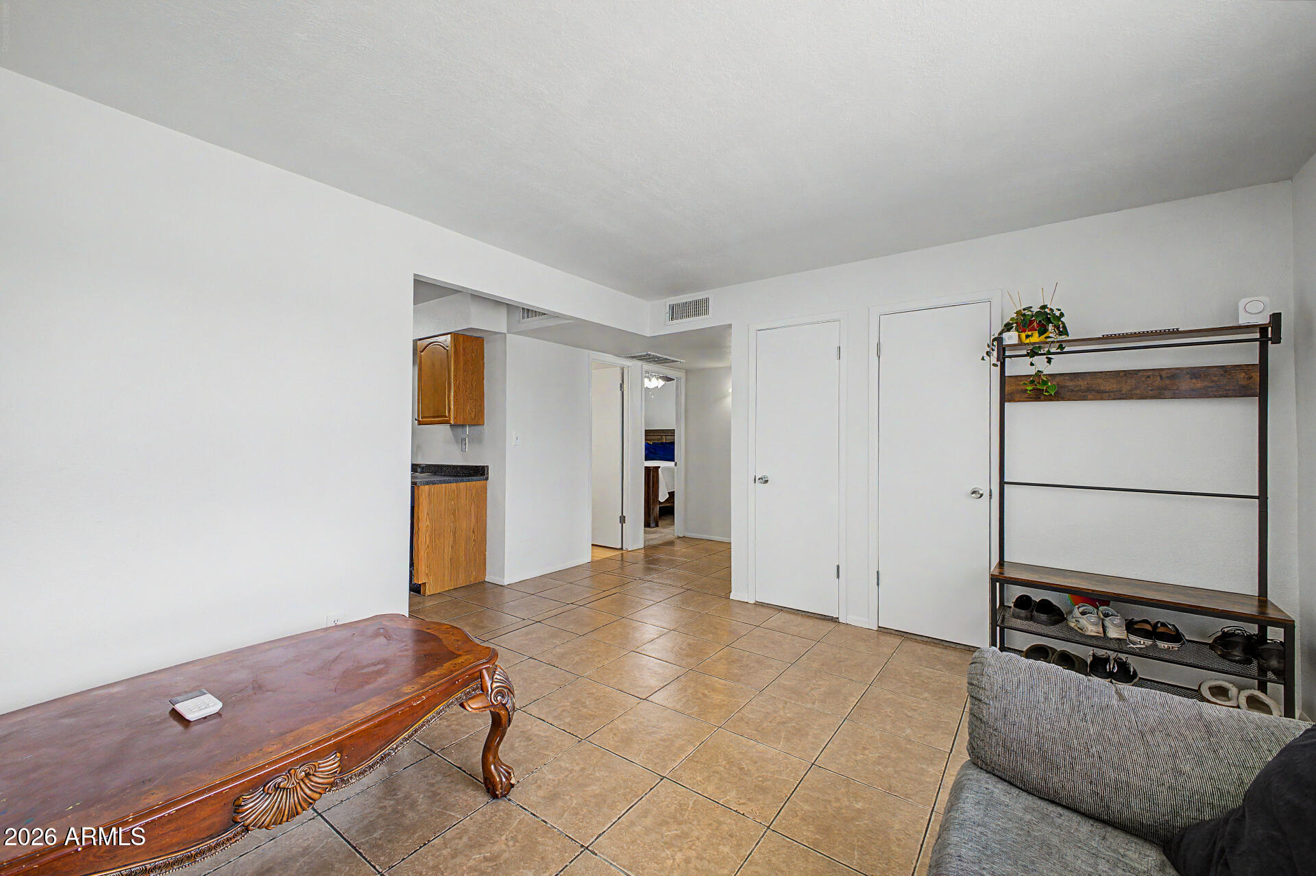 14629 North 32nd Avenue Phoenix, AZ 85053 - Photo 5 of 28 5 - 32ND