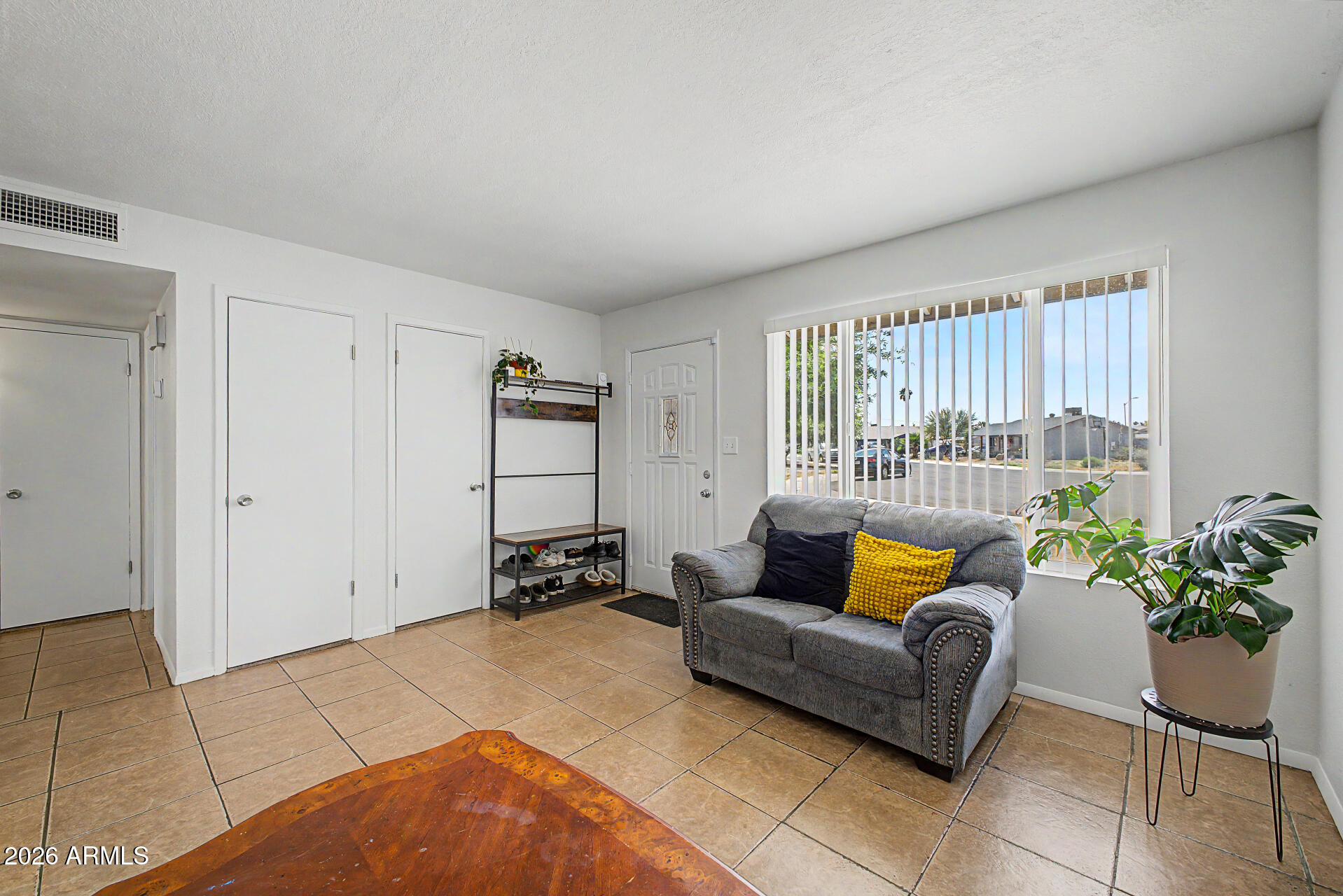 14629 North 32nd Avenue Phoenix, AZ 85053 - Photo 6 of 28 6 - 32ND