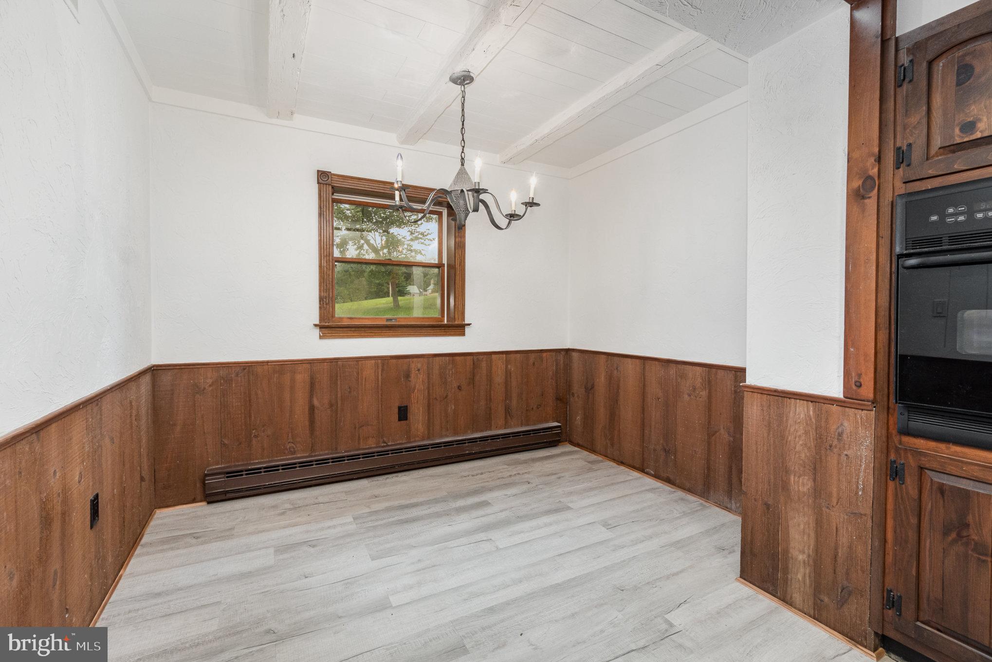 766 Hillview Road York, PA 17406 - Photo 6 of 37 Eat in Kitchen -this area is 10' x 7'