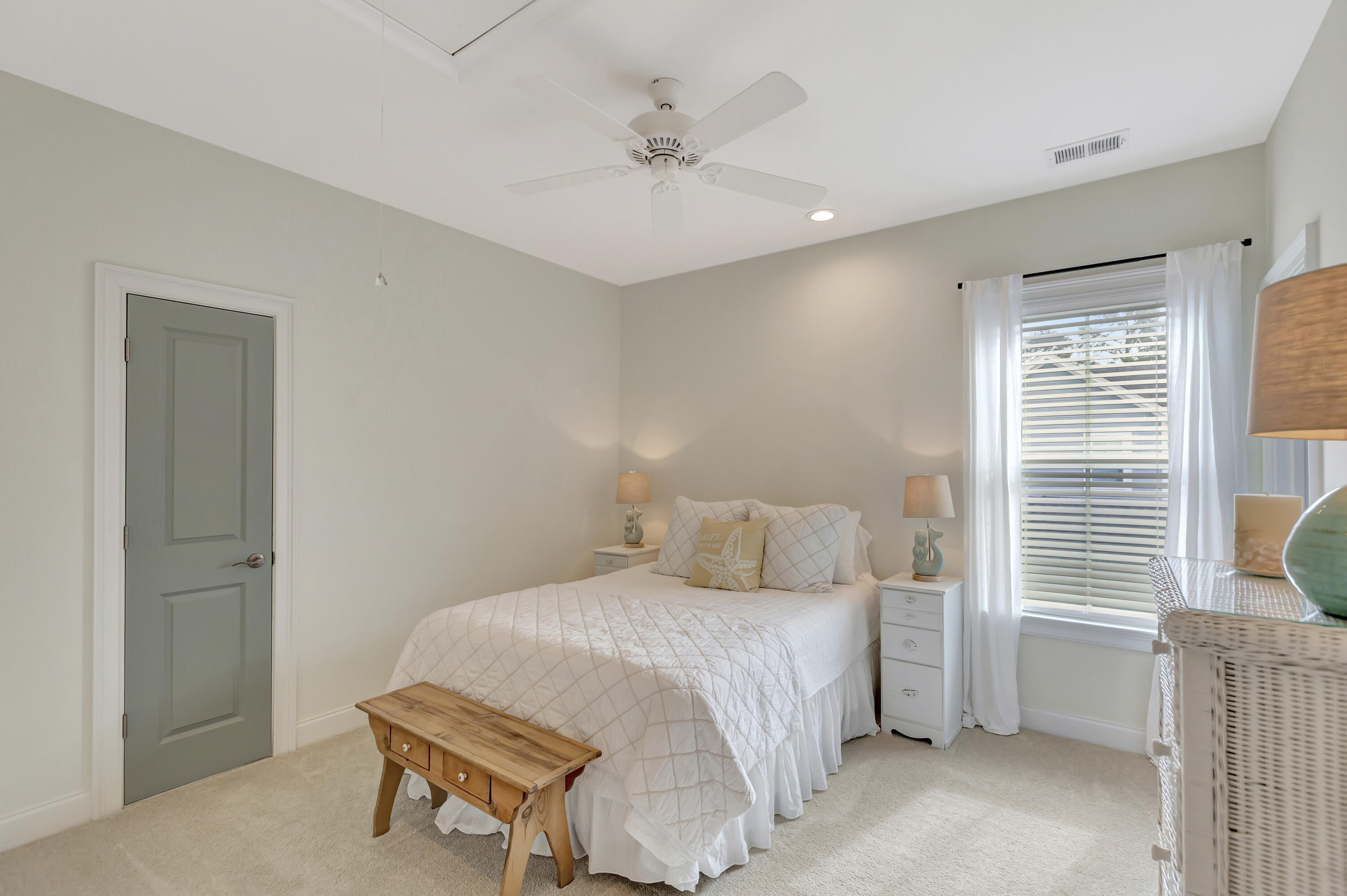 1468 Croaton Crsg Mount Pleasant, SC 29466 - Photo 24 of 34 296A5176