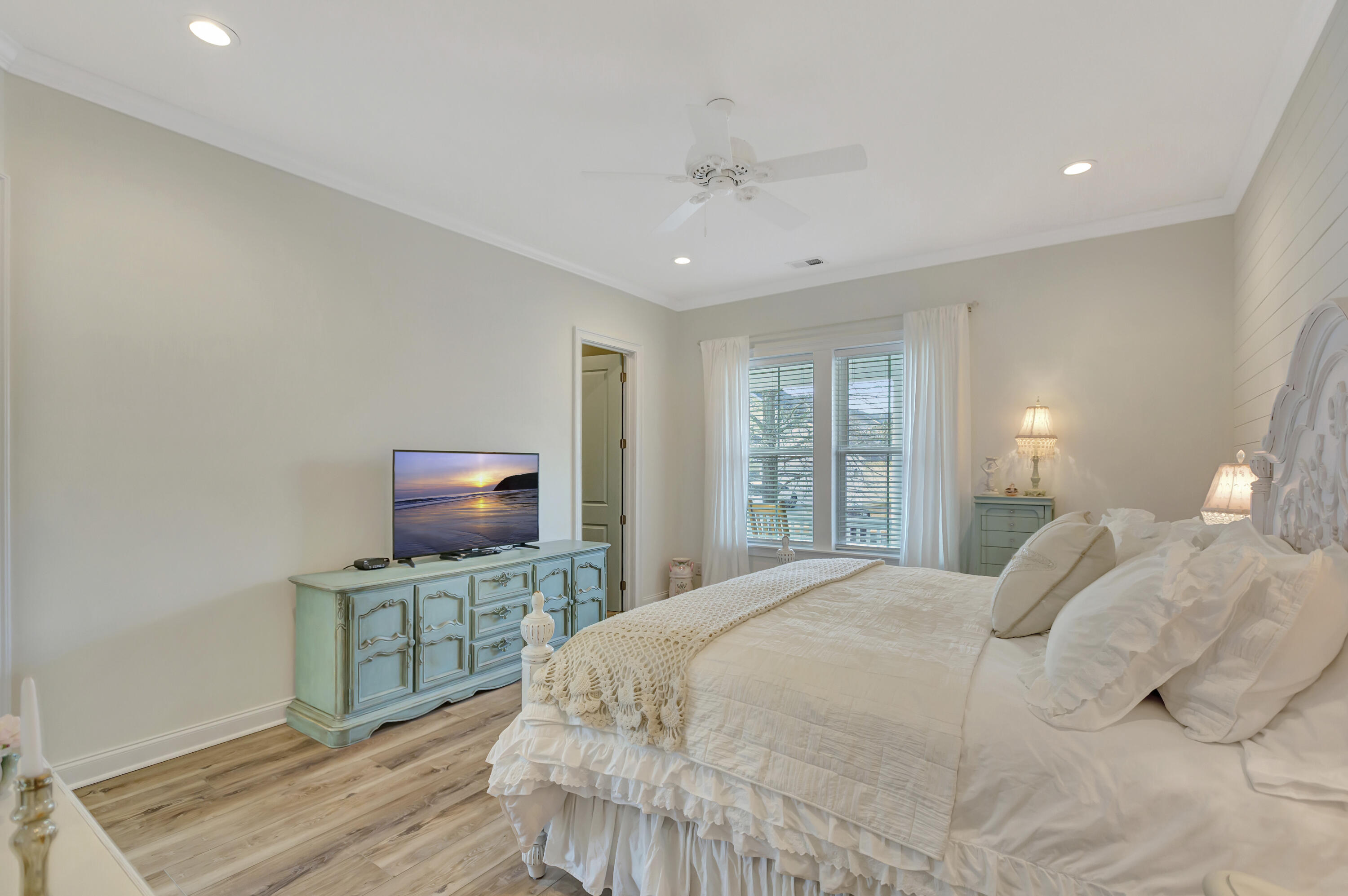 1468 Croaton Crsg Mount Pleasant, SC 29466 - Photo 10 of 34 296A5098