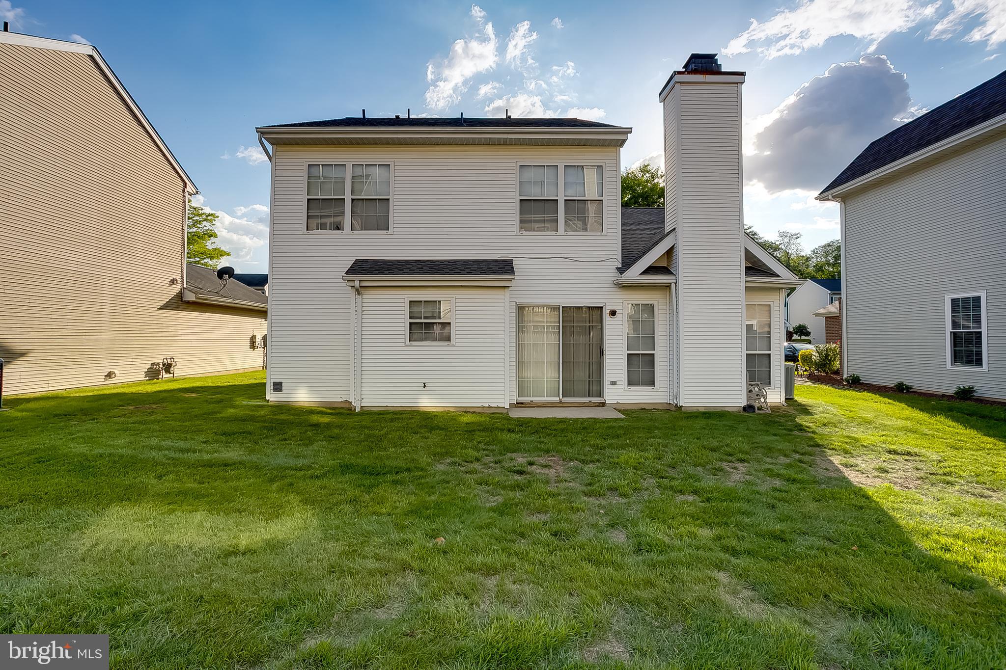 41 Arrowhead Drive Burlington, NJ 08016 - Photo 31 of 33 Exterior Rear