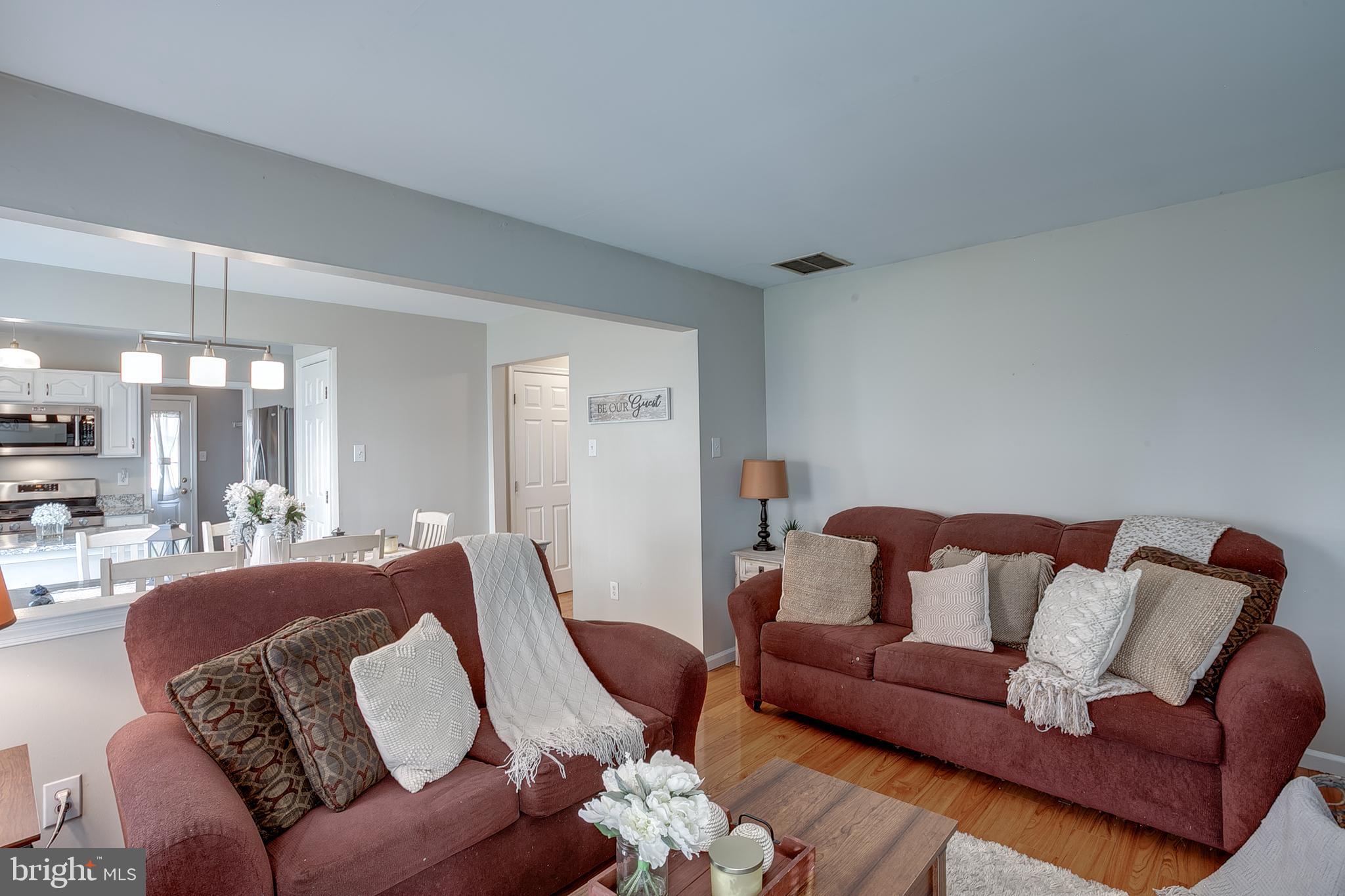 41 Arrowhead Drive Burlington, NJ 08016 - Photo 10 of 33 Family Room