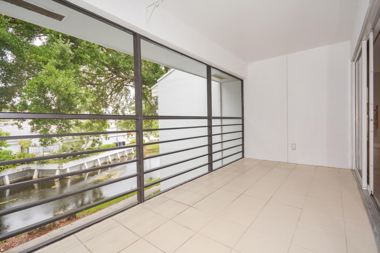 6125 Old Court Road, Unit 234 Boca Raton, FL 33433 - Photo 28 of 35 6125 Old Court Rd Boca Raton-large-034-0