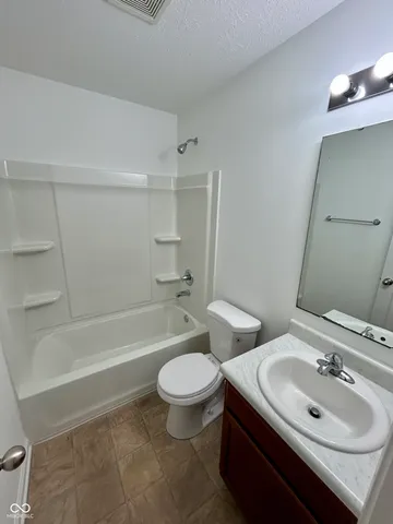 $1,775 | 4829 Penoyer Lane, Indianapolis, IN 46235