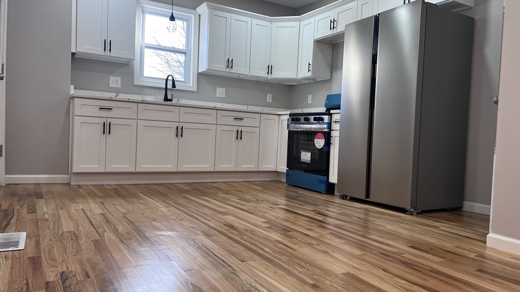 149-151 Lebanon Street Springfield, MA 01109 - Photo 4 of 23 Gallery Image 4