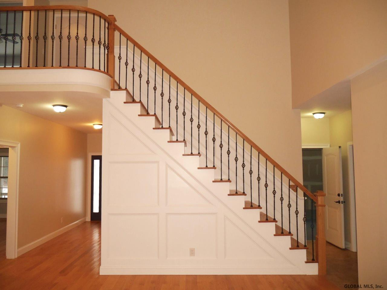 293 Middleline Road Ballston, NY 12020 - Photo 3 of 25 Photo 3