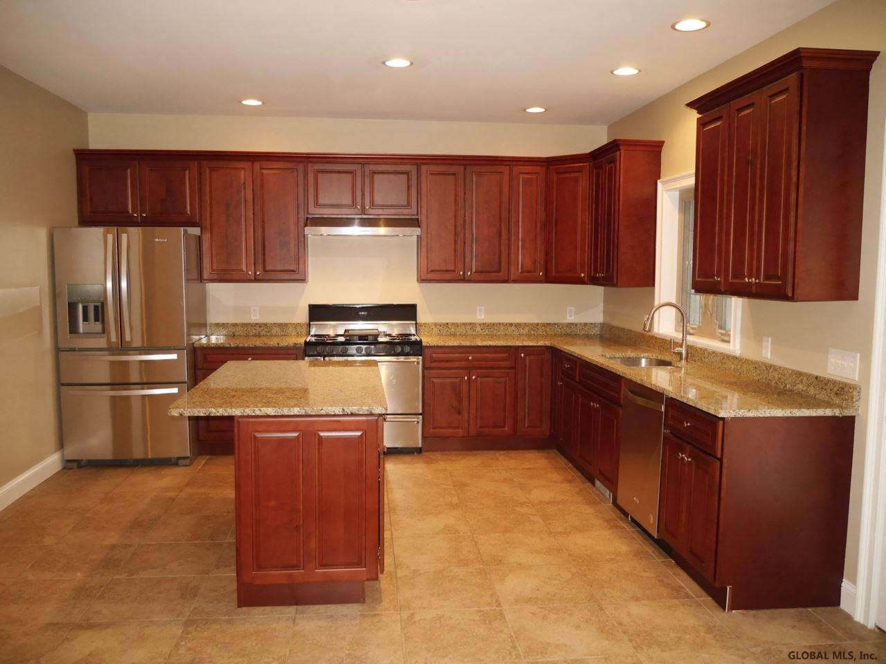 293 Middleline Road Ballston, NY 12020 - Photo 4 of 25 Photo 4