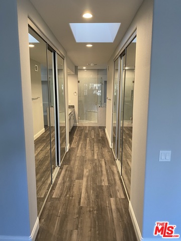 22975 Park Ora Calabasas, CA 91302 - Photo 12 of 20