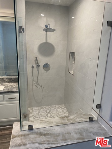 22975 Park Ora Calabasas, CA 91302 - Photo 15 of 20