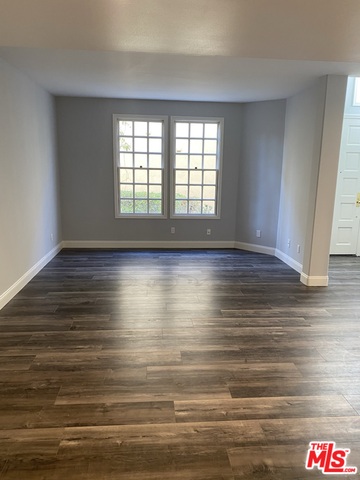 22975 Park Ora Calabasas, CA 91302 - Photo 9 of 20