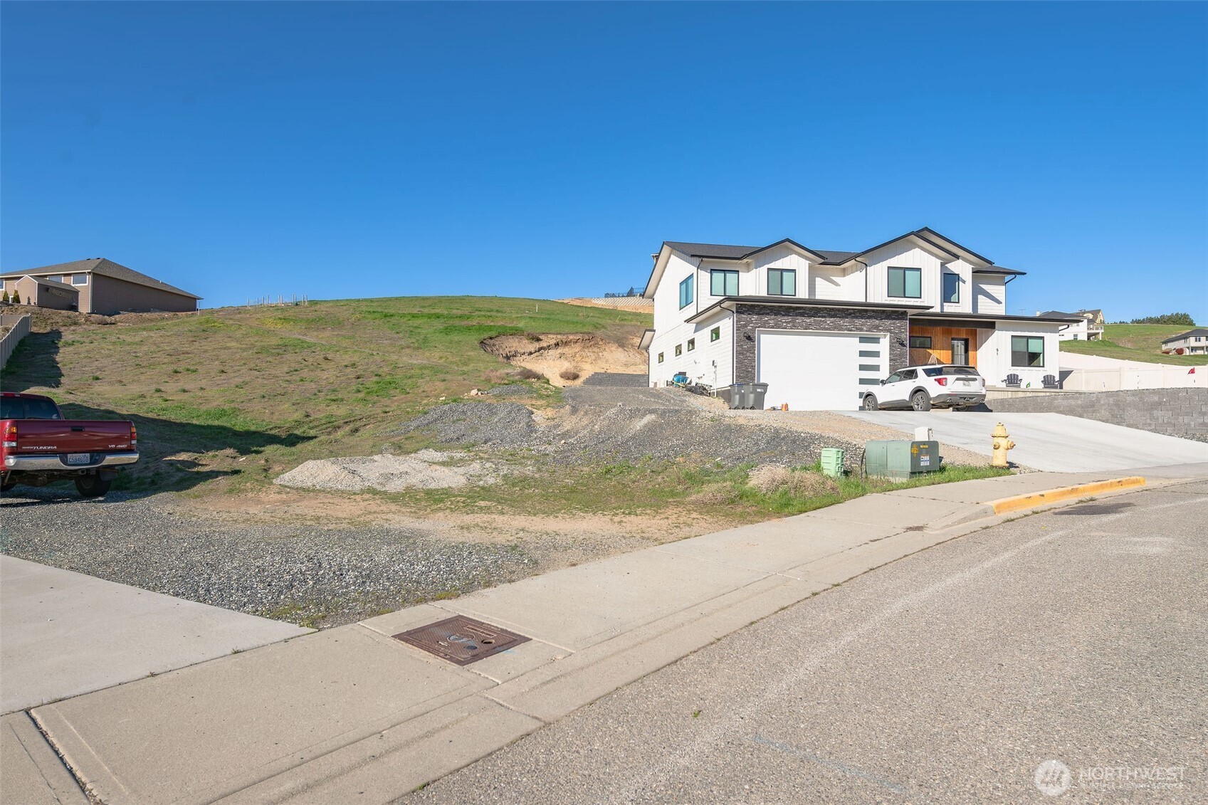 83 Sunny Meadows Loop Wenatchee, WA 98801 - Photo 2 of 23