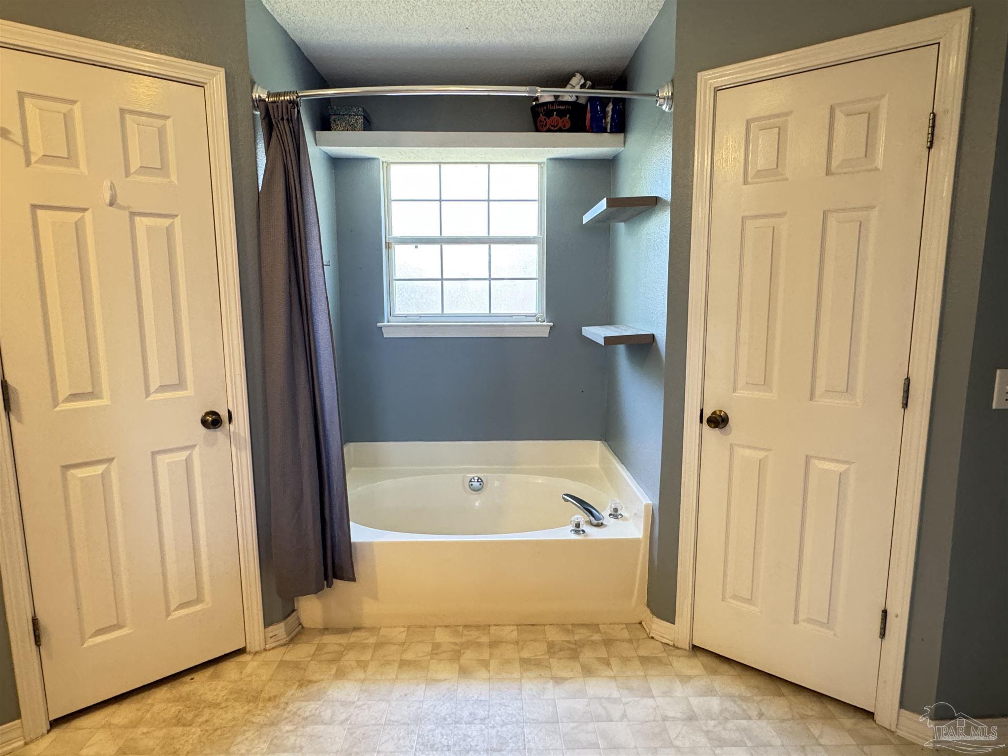 5848 Pebble Ridge Drive Milton, FL 32583 - Photo 14 of 27